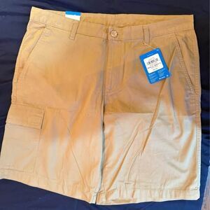 Columbia Men’s Cargo Shorts, New With Tags - 36